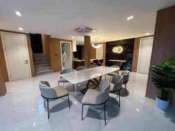 7 Bedroom Pool Villa for Sale in Jomtien Pattaya