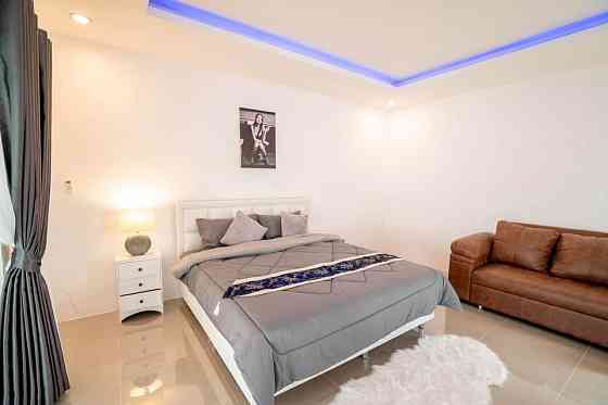 6 Bed Pool Villa for Sale with Lake View Pattaya