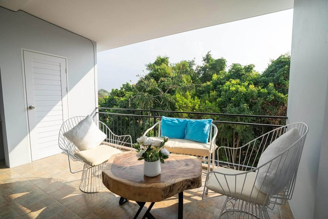 6 Bed Pool Villa for Sale with Lake View Pattaya - photo 13