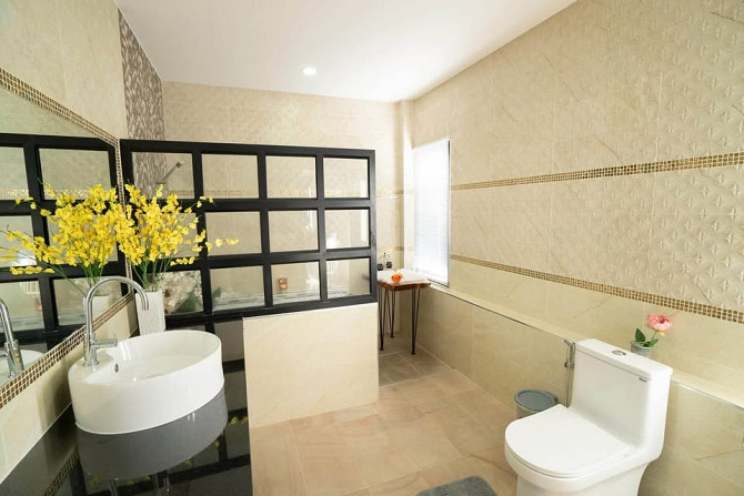 6 Bed Pool Villa for Sale with Lake View Pattaya - photo 7
