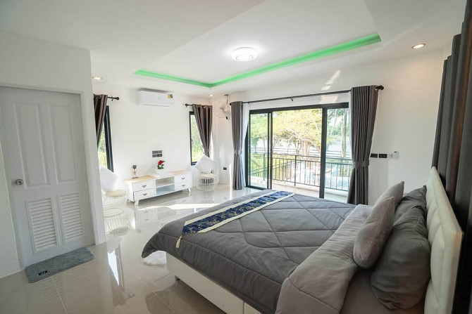 6 Bed Pool Villa for Sale with Lake View Pattaya - photo 18