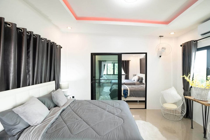 6 Bed Pool Villa for Sale with Lake View Pattaya - photo 5