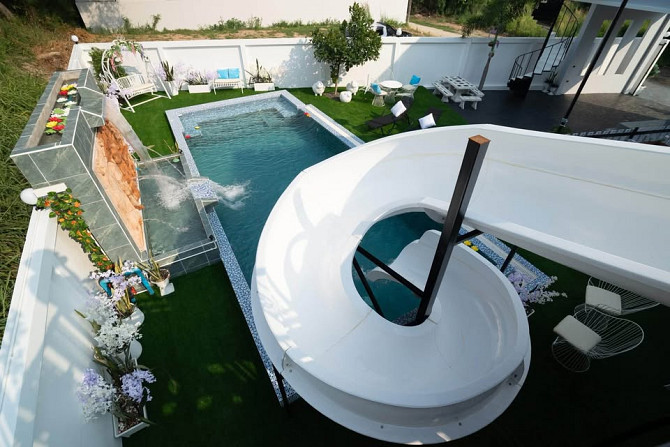6 Bed Pool Villa for Sale with Lake View Pattaya - photo 2