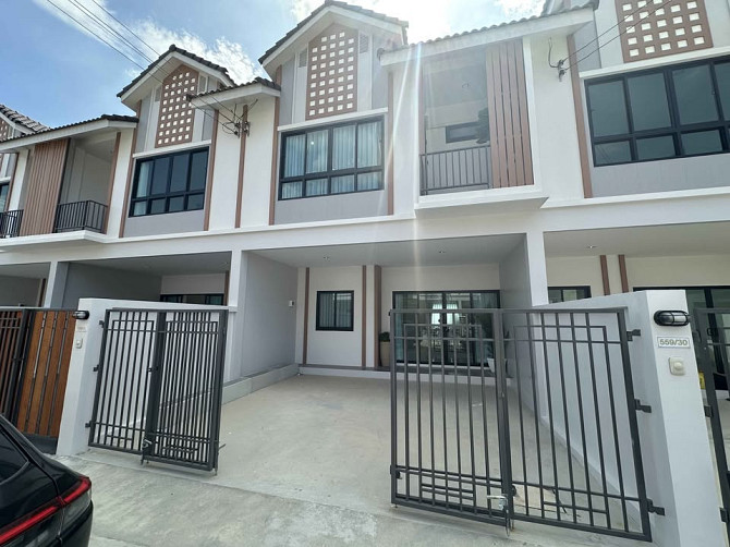 3 Bedroom Townhouse for Sale in East Pattaya Pattaya - photo 9