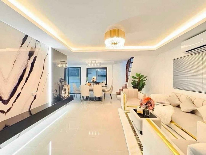 4 Bedroom Modern House for Rent in Pattaya Pattaya - photo 5