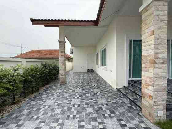 3 Bedroom Pool Villa for Rent in Chaiyaphruek Pattaya