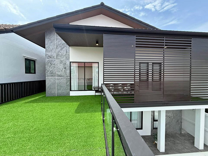 6 Bedroom Pool Villa for Rent in Maenam Pattaya - photo 1