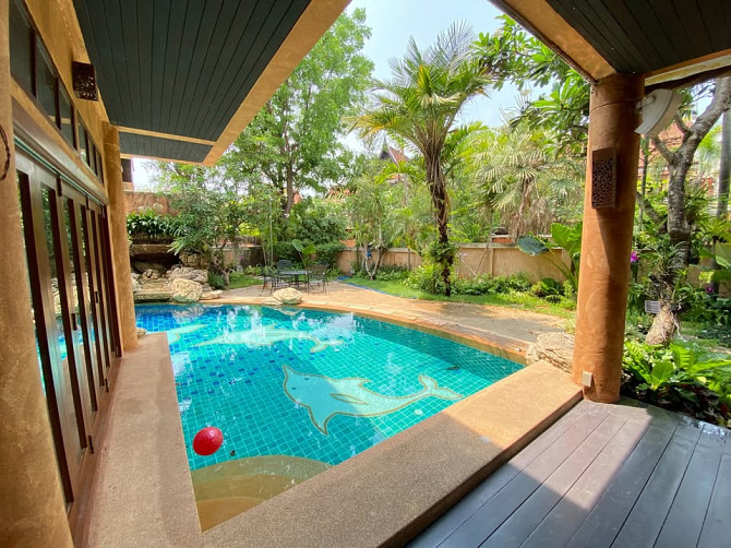 4 Bedroom Pool Villa for Rent in Na-Jomtien Pattaya - photo 9