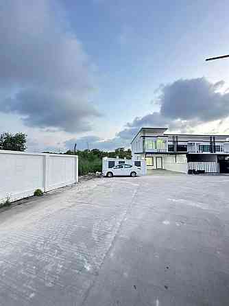 3 Bedroom Townhouse for Sale in Bang Lamung Pattaya