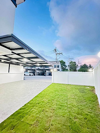 3 Bedroom Townhouse for Sale in Bang Lamung Pattaya - photo 3