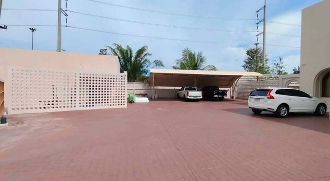 4 Bedroom Pool Villa for Sale in Pattaya Pattaya - photo 17