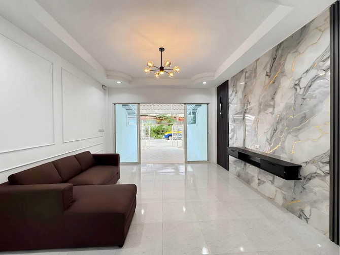 2 Bedroom Townhouse for Sale in Nong Pla Lai Pattaya - photo 5