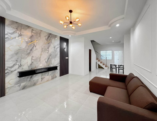 2 Bedroom Townhouse for Sale in Nong Pla Lai Pattaya - photo 4