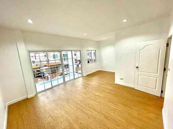 3 Bedroom Townhouse for Sale in Wichit Phuket