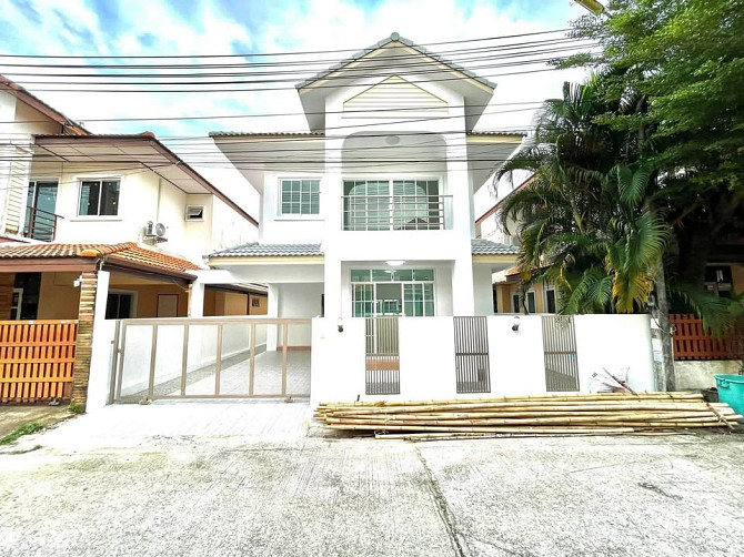 3 Bedroom Townhouse for Sale in Wichit Phuket - photo 1