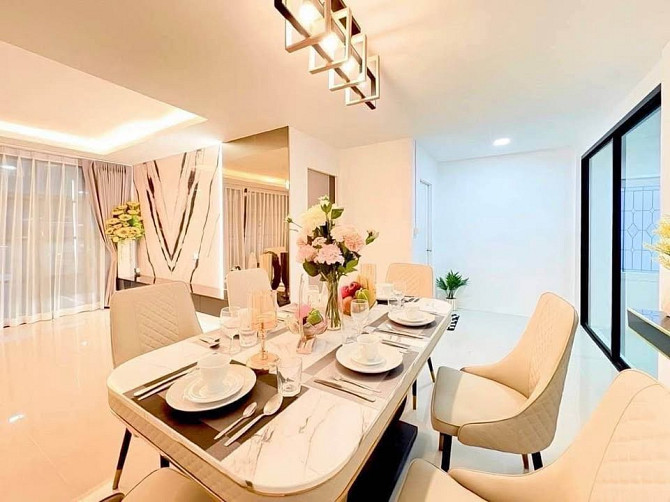 4 Bedroom House for Rent in Soi Neun Village Pattaya - photo 7