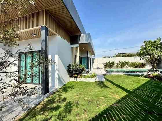 3 Bedroom Pool Villa for Rent in Pattaya พัทยา