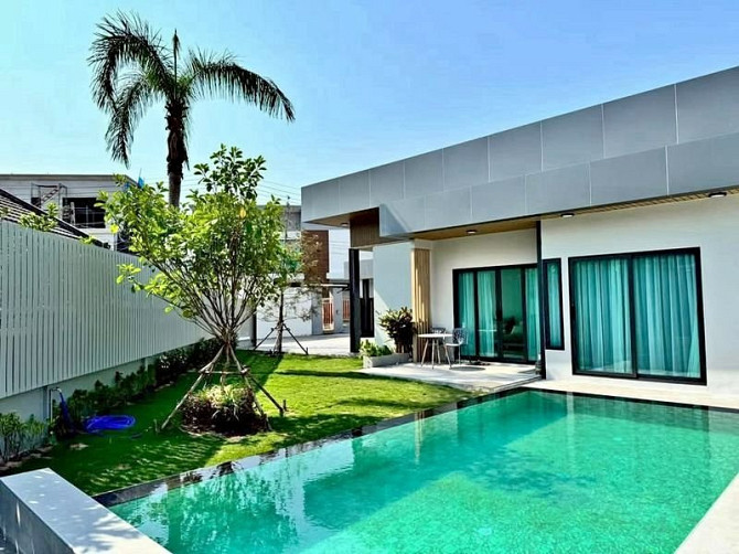3 Bedroom Pool Villa for Rent in Pattaya Pattaya - photo 1