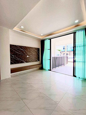 2 Bedroom Townhouse for Rent in Pattaya Pattaya - photo 1