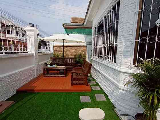 3 Bedroom Pool Villa for Rent in Pattaya พัทยา