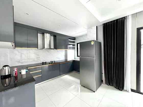 4 Bedroom Pool Villa for Rent in Pattaya พัทยา