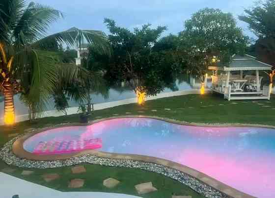 3 Bedroom Pool Villa for Rent in Bangrak สมุย