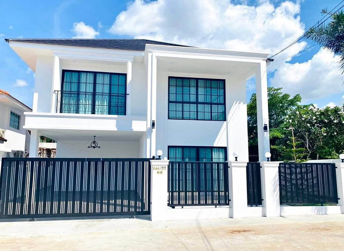 4 Bedroom Pool Villa for Rent in Soi Siam Pattaya - photo 1