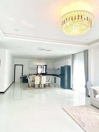 4 Bedroom Pool Villa for Rent in Soi Siam Pattaya - photo 6