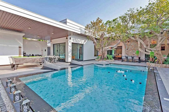 5 Bedroom Pool Villa for Rent in Pattaya Pattaya - photo 1