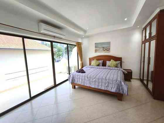 4 Bedroom Townhouse for Rent in Phra Tamnak Pattaya