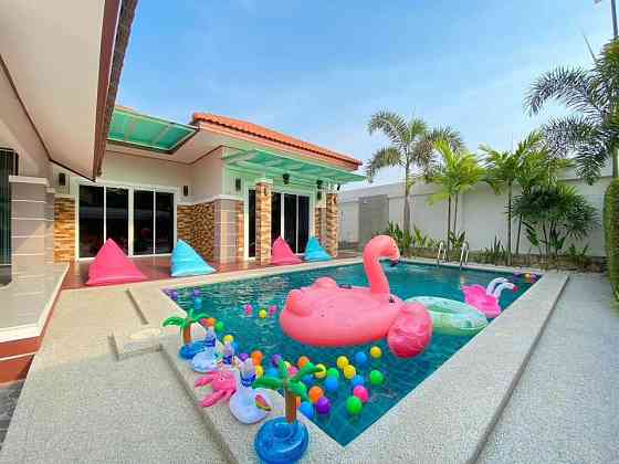 4 Bedroom Pool Villa for Rent in Jomtien Pattaya