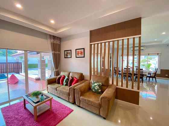 4 Bedroom Pool Villa for Rent in Jomtien Pattaya