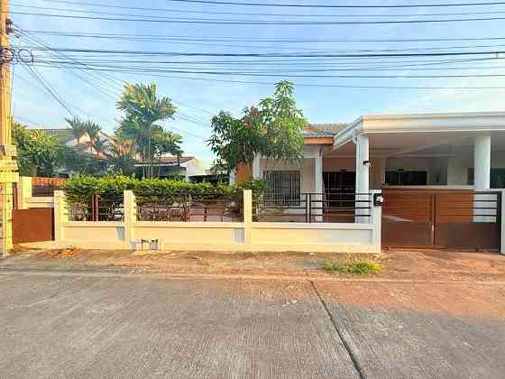 2 Bedroom House for Rent, Pets Allowed Pattaya