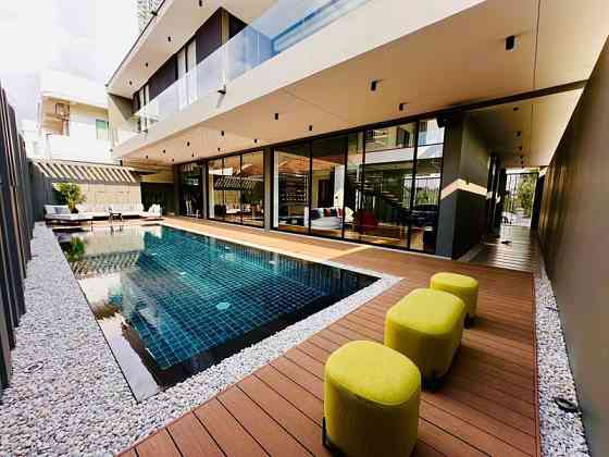 5 Bedroom Pool Villa for Rent in Jomtien Pattaya