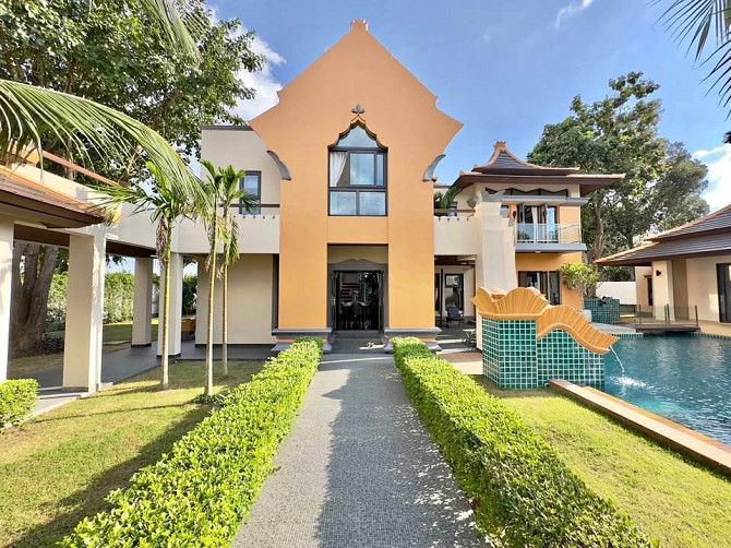 5 Bedroom Pool Villa for Rent in Pattaya Pattaya - photo 1