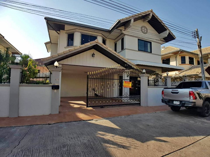 4 Bedroom House for Rent in Wanthip Village 2 Pattaya - photo 1