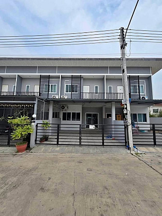 3 Bed Townhouse for Rent in Phra Thep 9/1 Pattaya - photo 1