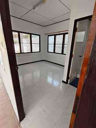 6 Bedroom Pool Villa for Rent in Central Pattaya Pattaya