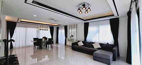 3 Bedroom Pool Villa for Rent in Nongprue Паттая