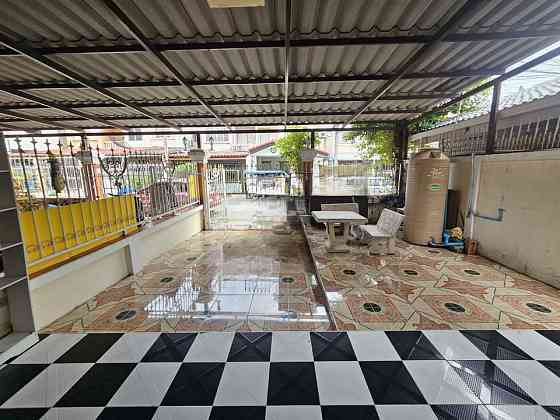 2 Bedroom Townhouse for Rent in Pattaya พัทยา