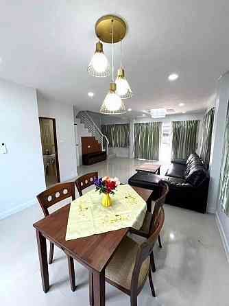 3 Bedroom Townhome for Rent in Pattaya พัทยา