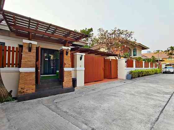 5 Bedroom Pool Villa for Rent in North Pattaya Pattaya
