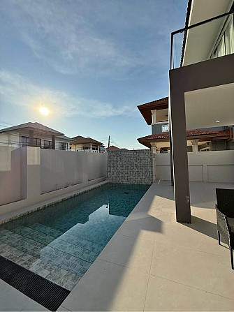 5 Bedroom Pool Villa for Long Term Rent Pattaya - photo 1