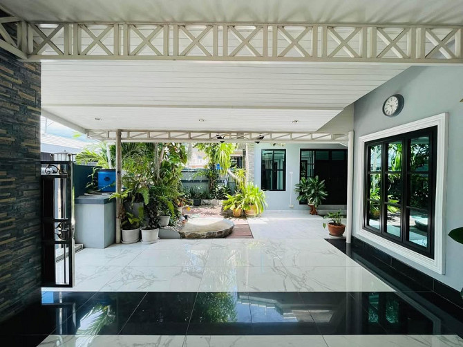 4 Bedroom Pool Villa for Rent in Soi Siam Pattaya - photo 2