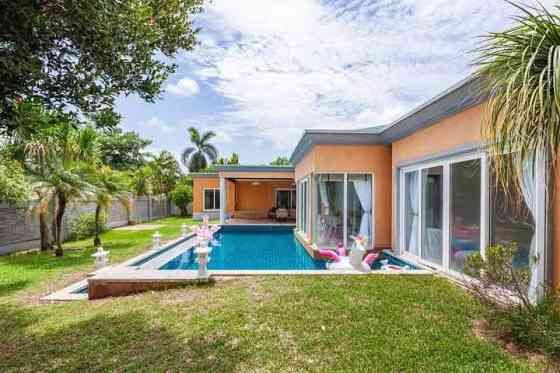 4 Bedroom Pool Villa for Rent in Pattaya Pattaya