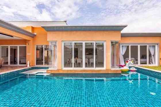4 Bedroom Pool Villa for Rent in Pattaya Pattaya