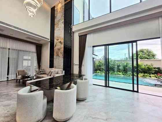4 Bedroom Pool Villa for Rent in Thung Klom Tal Man Pattaya