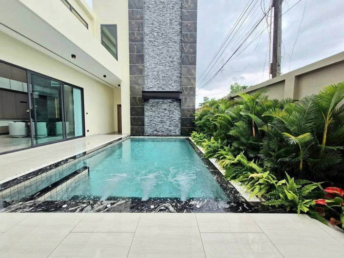 4 Bedroom Pool Villa for Rent in Thung Klom Tal Man Pattaya - photo 2