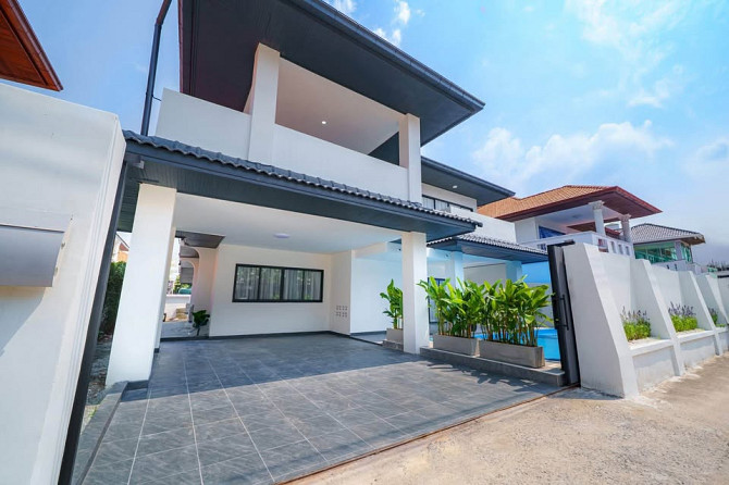 5 Bedroom Pool Villa for Rent in Ek Mongkol Village Pattaya - photo 2