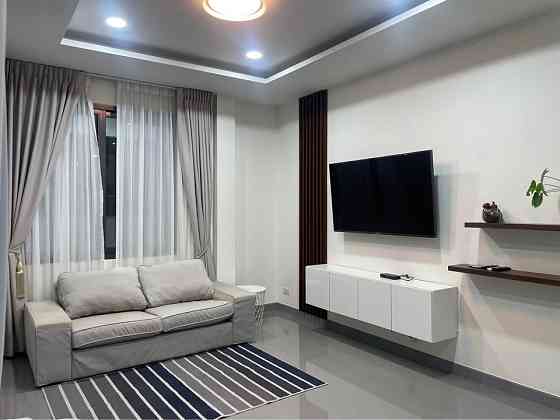 3 Bedroom Pool Villa for Rent in Maenam Samui